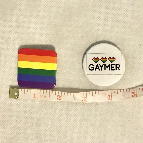 Gay Pride Pinback Buttons - Picture 6 of 7
